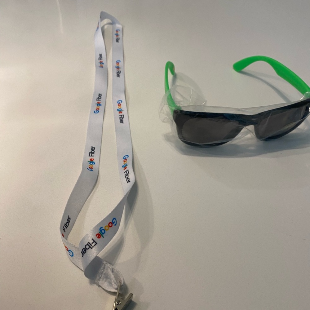 Accessories - Picture 2 of 2